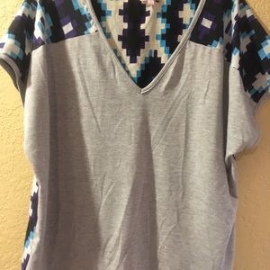 Ladies print tee shirt